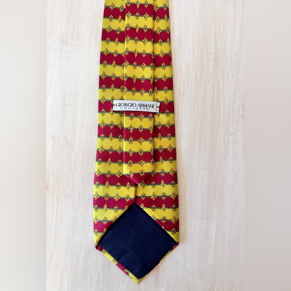 Giorgio Armani Cravatte Vintage Men’s Tie - Picture 2 of 5